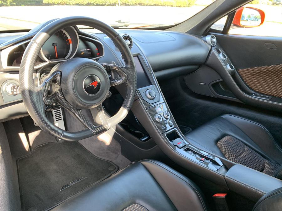 Торпедо McLaren MP4-12C 2012 года  (фото 43 из 48)